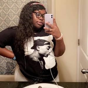 Meet your Posher, Tracianna